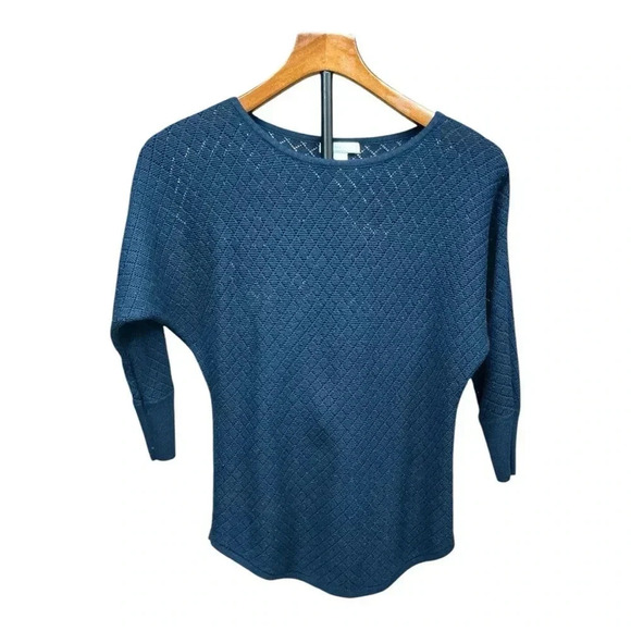 New York & Company woman’s sweater - Picture 1 of 3